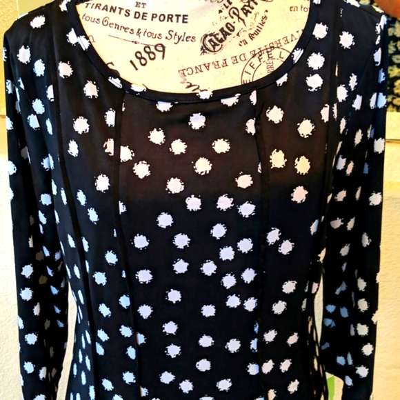 NWT LA Vanya Top Petite.            #56 - Picture 7 of 9